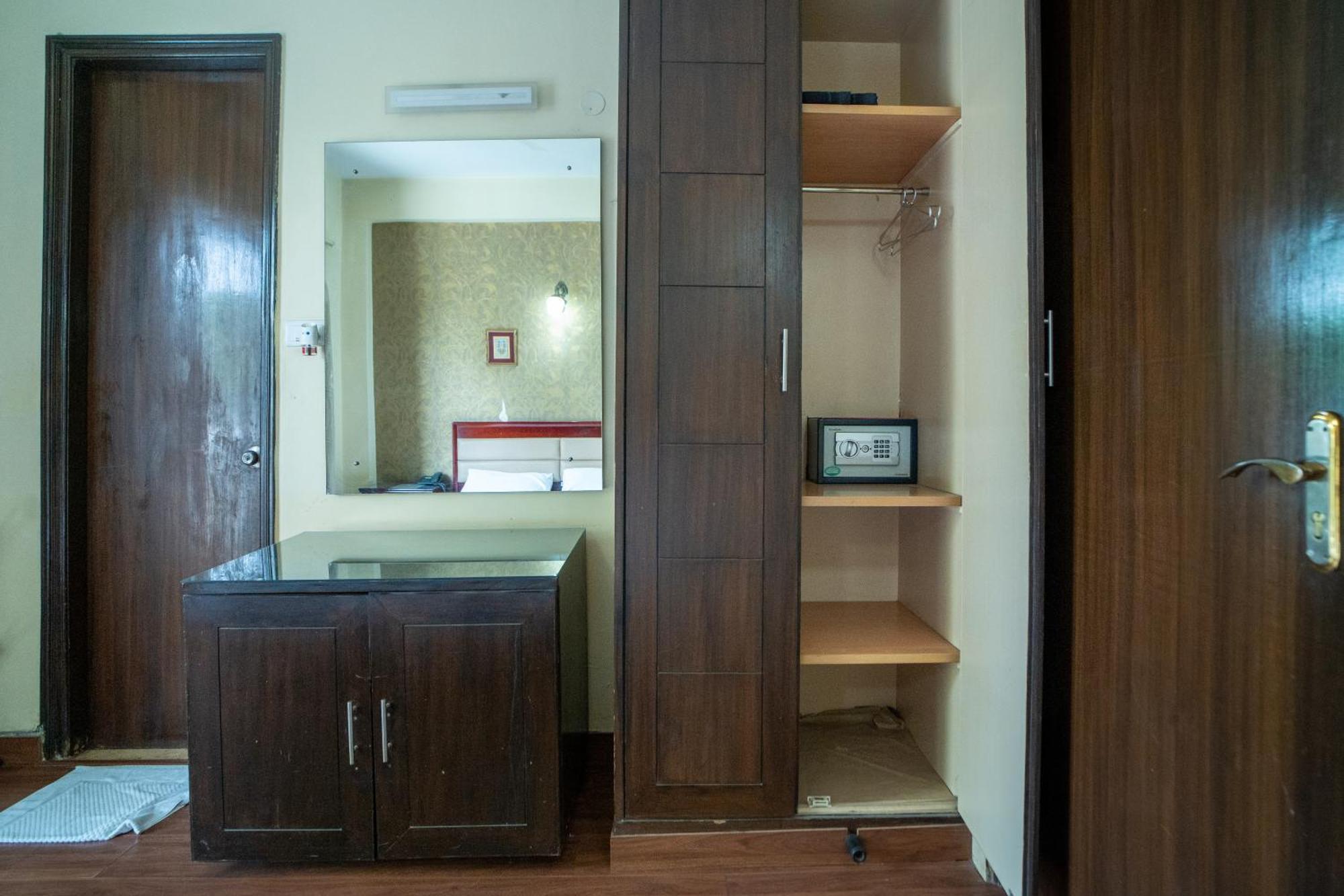 Enkay Residency V Block-Cyber City Gurgaon Exterior foto